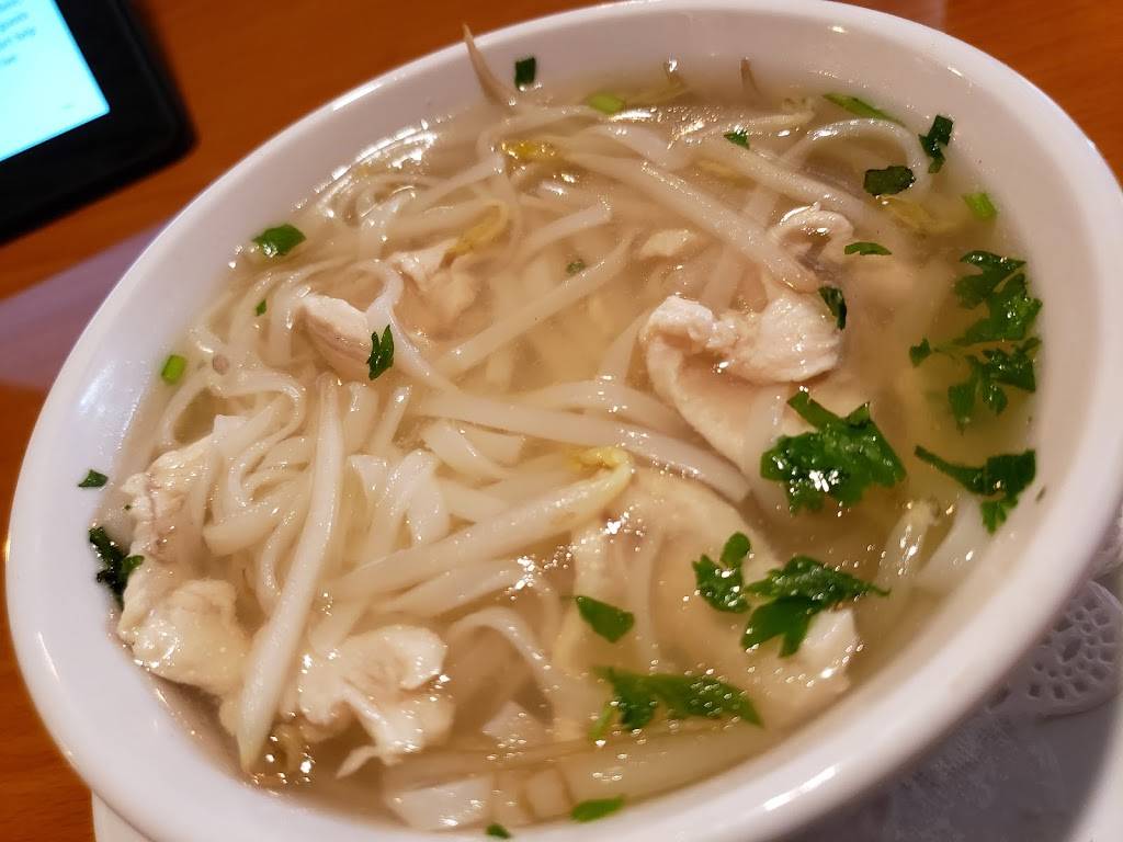 Sake Thai & Sushi Bar Homestead | restaurant | 650 NE 22nd Terrace Suite 102-104, Homestead, FL 33033, USA | 3052471003 OR +1 305-247-1003