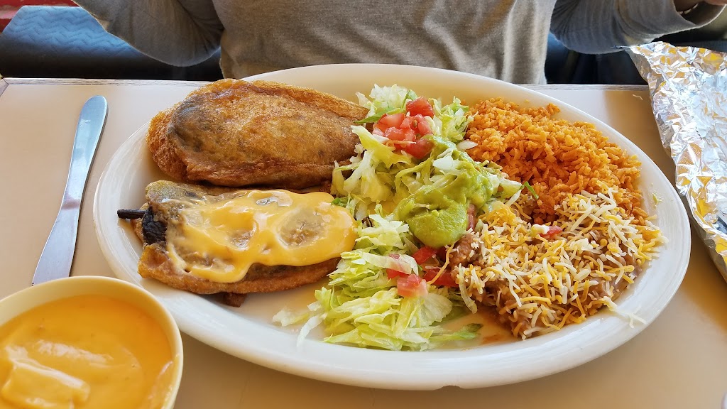 La Herradura | restaurant | 423 S Dumas Ave, Dumas, TX 79029, USA | 8069353077 OR +1 806-935-3077