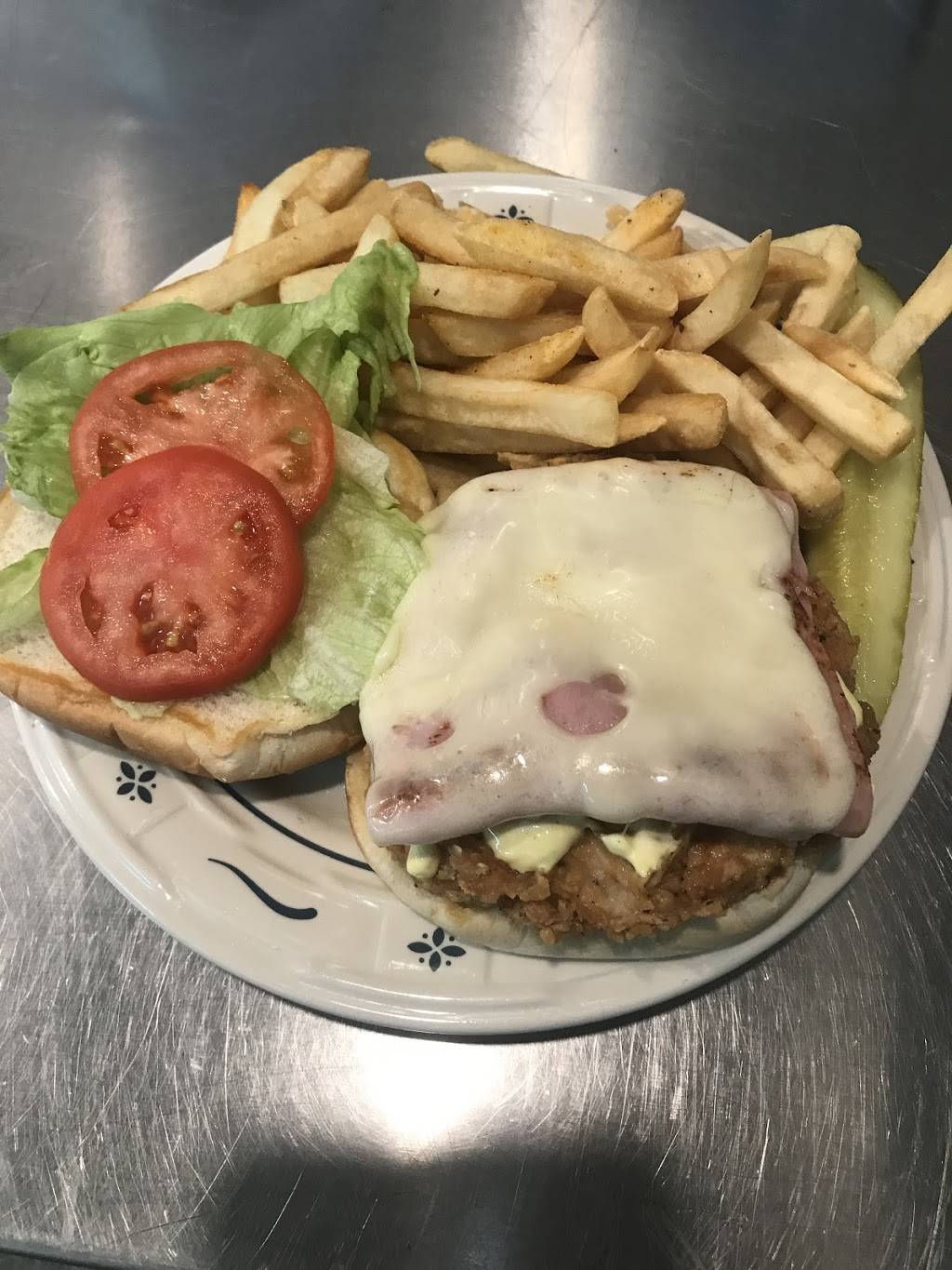 AJs Diner | restaurant | 712 River Rd, Washington, NC 27889, USA | 2526231764 OR +1 252-623-1764