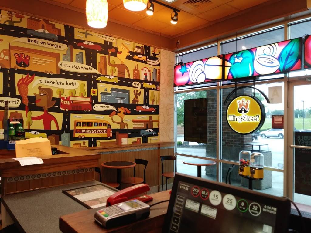 Pizza Hut | restaurant | 8131 Bardstown Rd, Louisville, KY 40291, USA | 5022319090 OR +1 502-231-9090