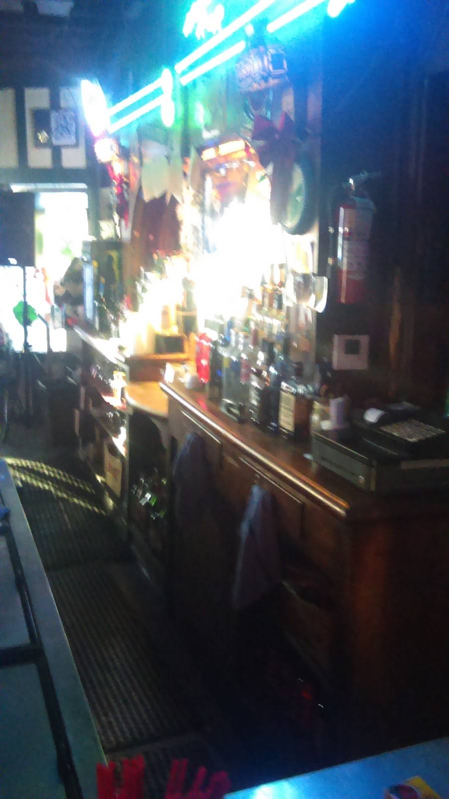 McLains Corner Bar Grill & BBQ | restaurant | 3516 S Big Bend Blvd, St. Louis, MO 63143, USA | 3146476531 OR +1 314-647-6531