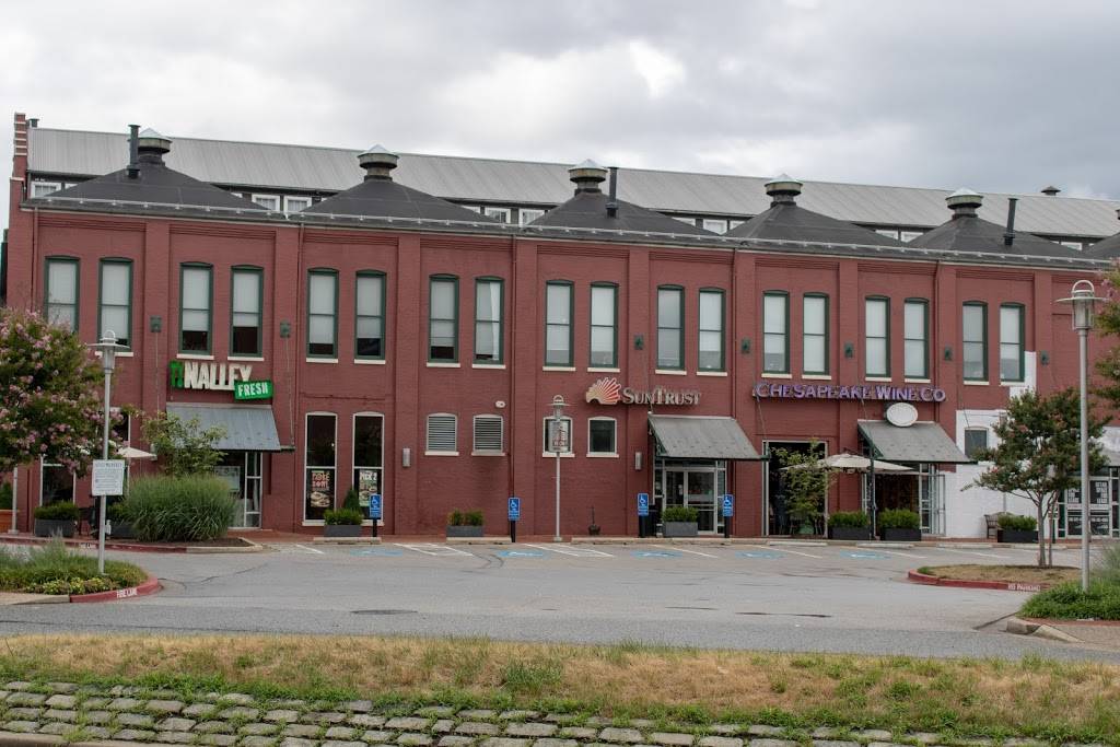 Nalley Fresh | restaurant | 2400 Boston St, Baltimore, MD 21224, USA | 6672122687 OR +1 667-212-2687