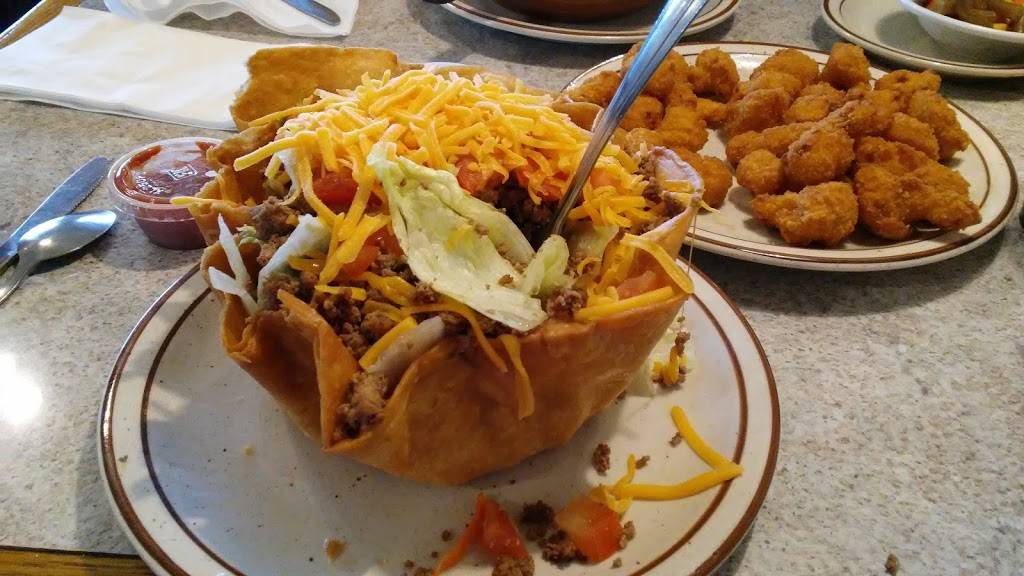 Fort Colony Family Diner Inc | restaurant | 5102 Avenue O, Fort Madison, IA 52627, USA | 3193725759 OR +1 319-372-5759