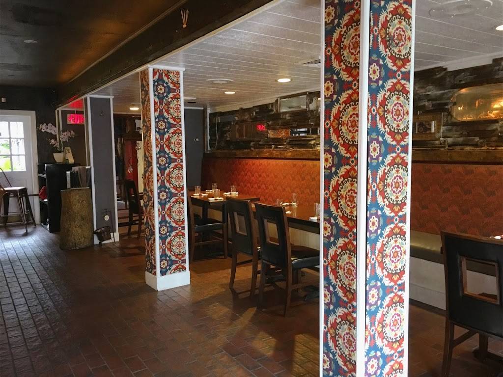 The Patio Thai Restaurant | restaurant | 103 E Cary St, Richmond, VA 23219, USA | 8044474615 OR +1 804-447-4615