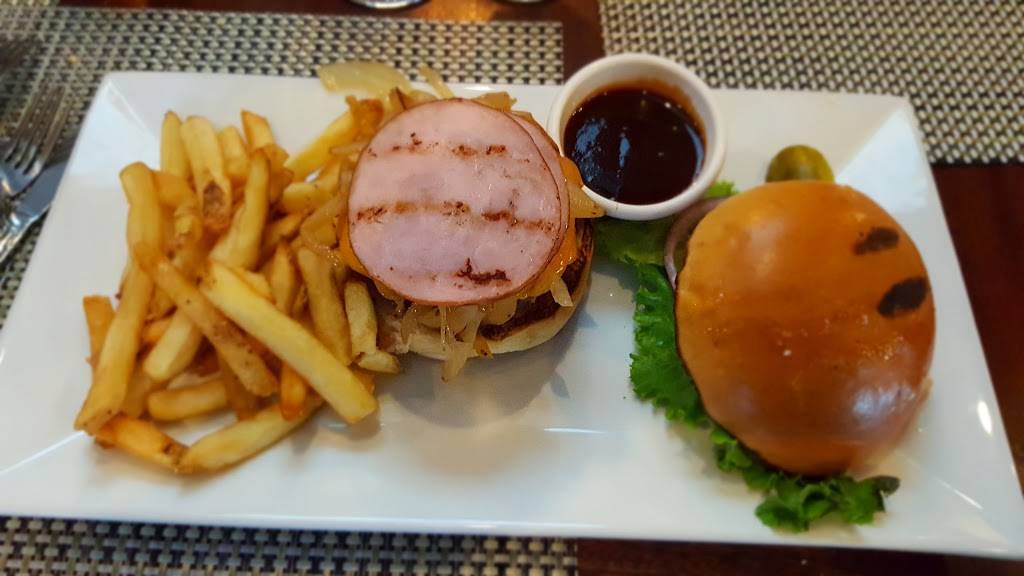 Connollys Corner | restaurant | 71-15 Grand Ave, Maspeth, NY 11378, USA | 7185657383 OR +1 718-565-7383