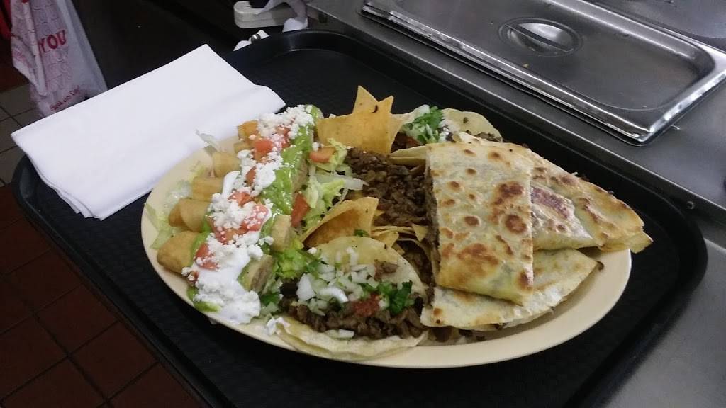 Que Ricos Mexican Grill | restaurant | 12940 Victory Blvd, North Hollywood, CA 91606, USA | 8189858014 OR +1 818-985-8014