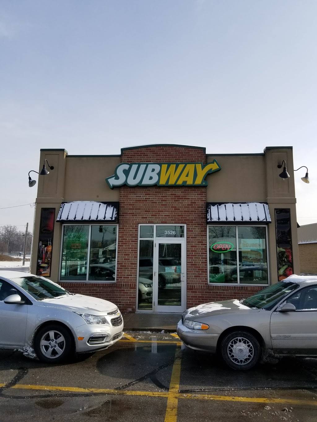 Subway | restaurant | 3522 N Anthony Blvd, Fort Wayne, IN 46805, USA | 2604830493 OR +1 260-483-0493