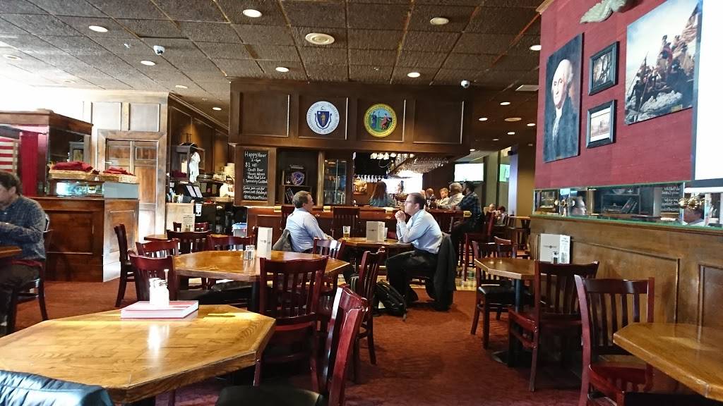 Patriot House Pub | restaurant | 2 Embarcadero Center 3rd floor, San Francisco, CA 94111, USA | 4159860797 OR +1 415-986-0797