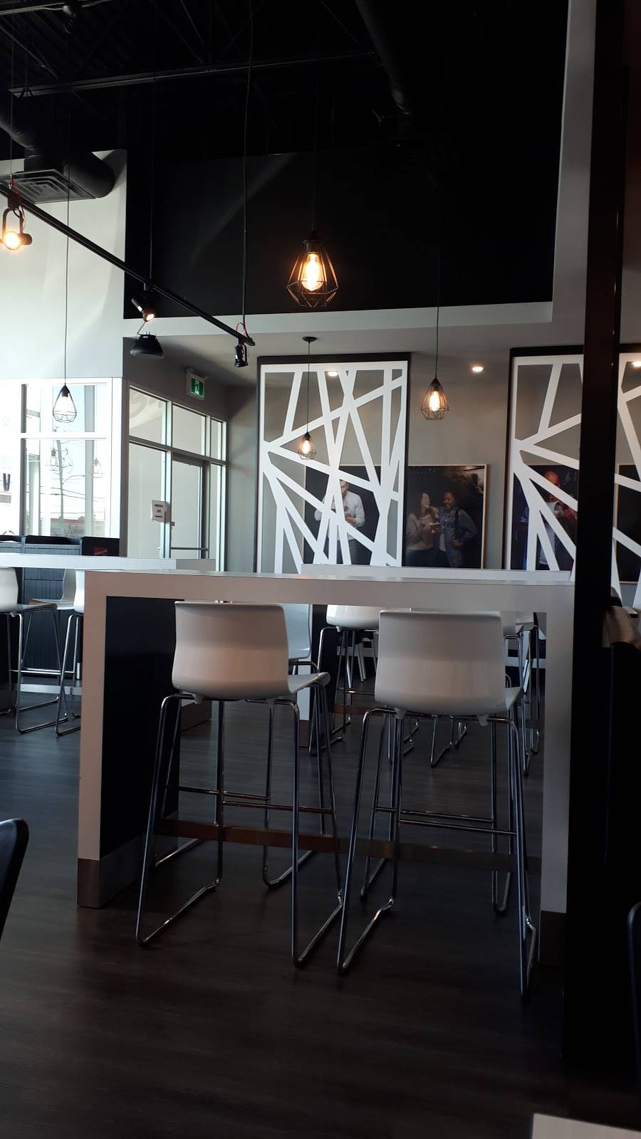 Thaïzone | restaurant | 934 Rue Saint-Pierre, Drummondville, QC J2C 5A4, Canada | 8198503366 OR +1 819-850-3366