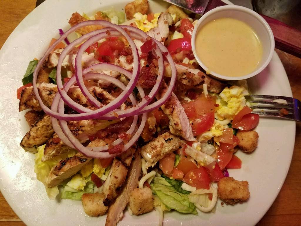 Texas Roadhouse | restaurant | 5012 N President George Bush Hwy, Garland, TX 75040, USA | 9724950417 OR +1 972-495-0417