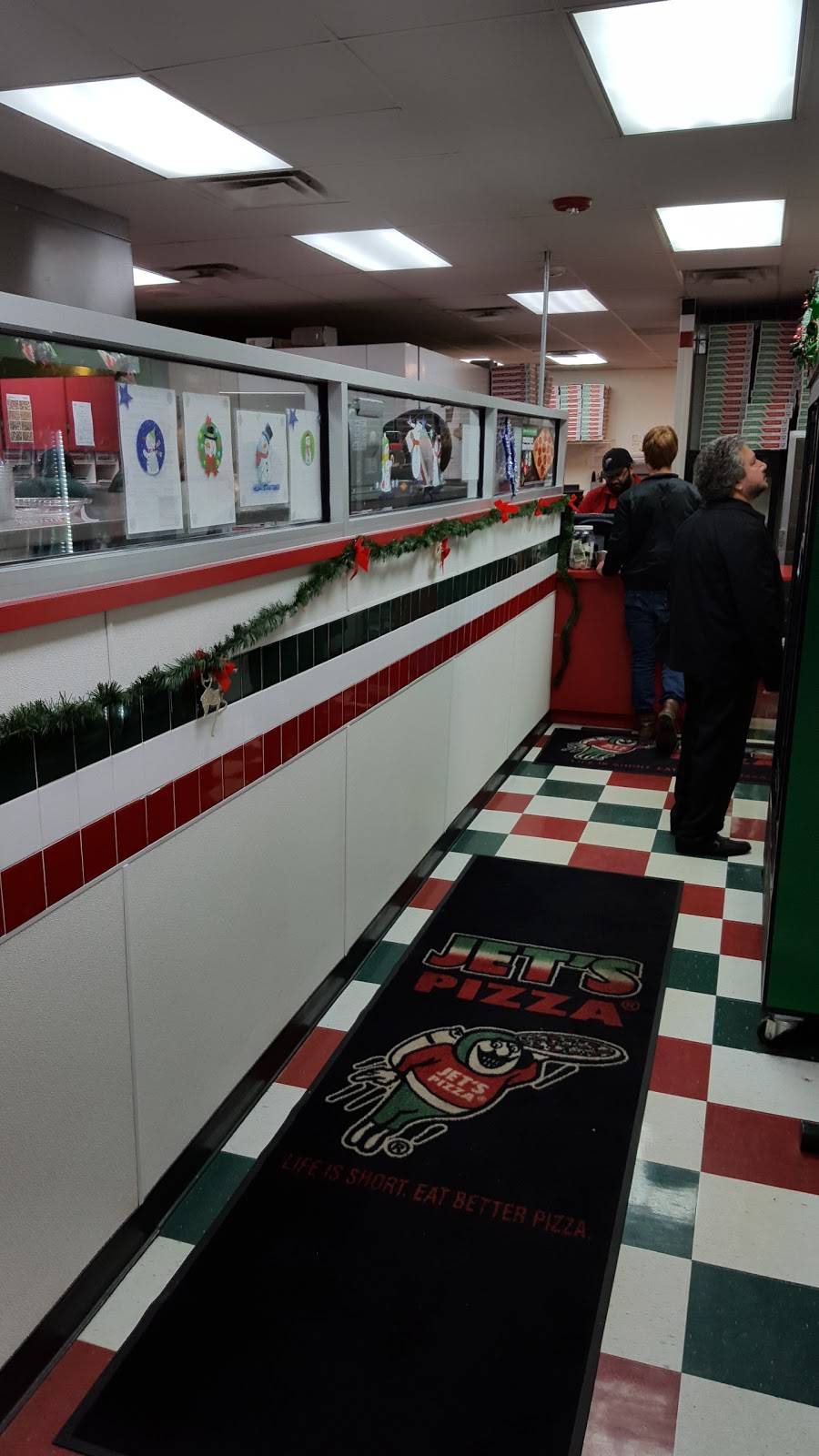 Jets Pizza | meal delivery | 6641 Orchard Lake Rd, West Bloomfield Township, MI 48322, USA | 2487370770 OR +1 248-737-0770