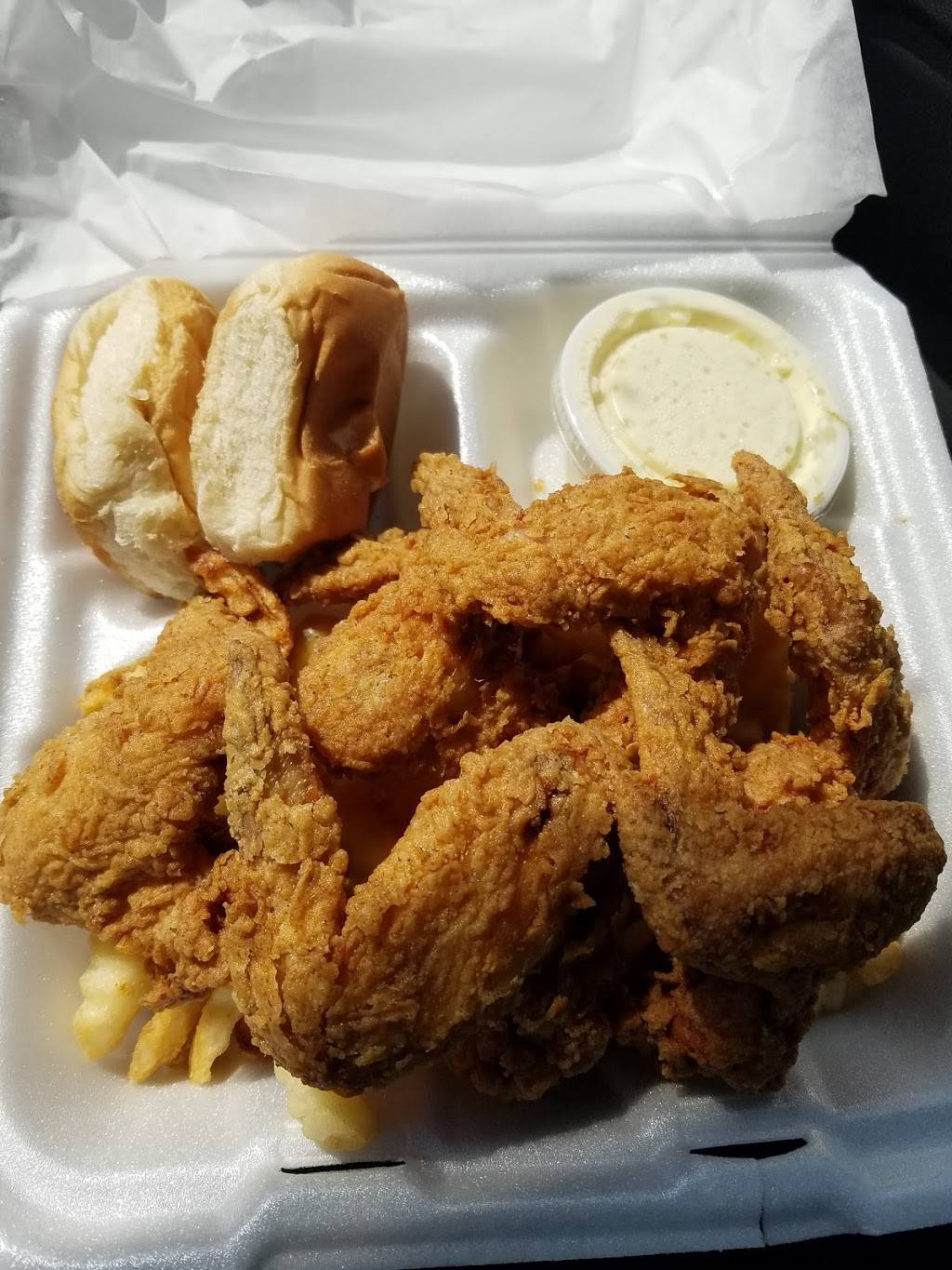 Chicken King | restaurant | 2301 The Plaza, Charlotte, NC 28205, USA | 7043430450 OR +1 704-343-0450