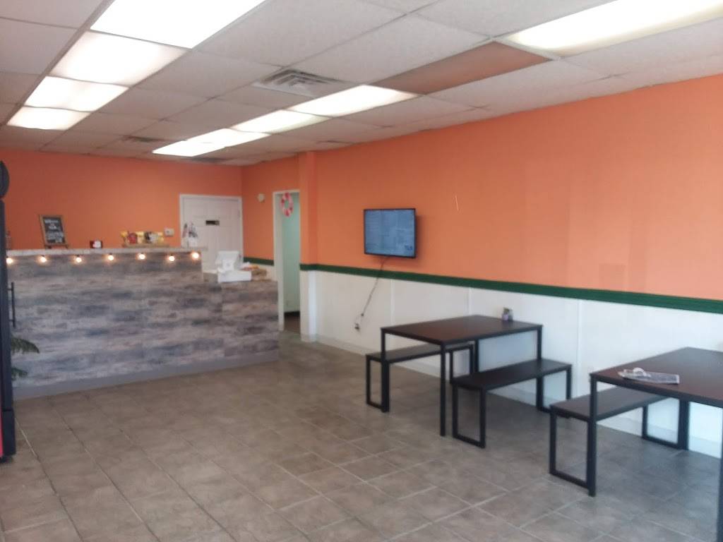 TLK (Tastyland Kitchen) | restaurant | 1701 Farragut Ave, Bristol, PA 19007, USA | 2154587768 OR +1 215-458-7768