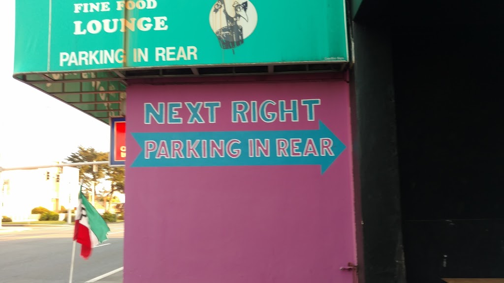 The Crows Nest | restaurant | 29850 Ellensburg Ave, Gold Beach, OR 97444, USA | 5412476837 OR +1 541-247-6837