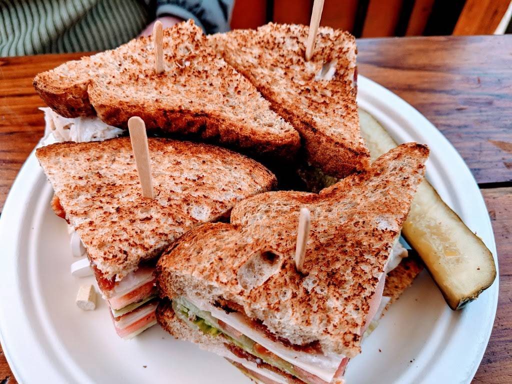 Big Deans Ocean Front Cafe | restaurant | 3119, 1615 Ocean Front Walk, Santa Monica, CA 90401, USA | 3103932666 OR +1 310-393-2666