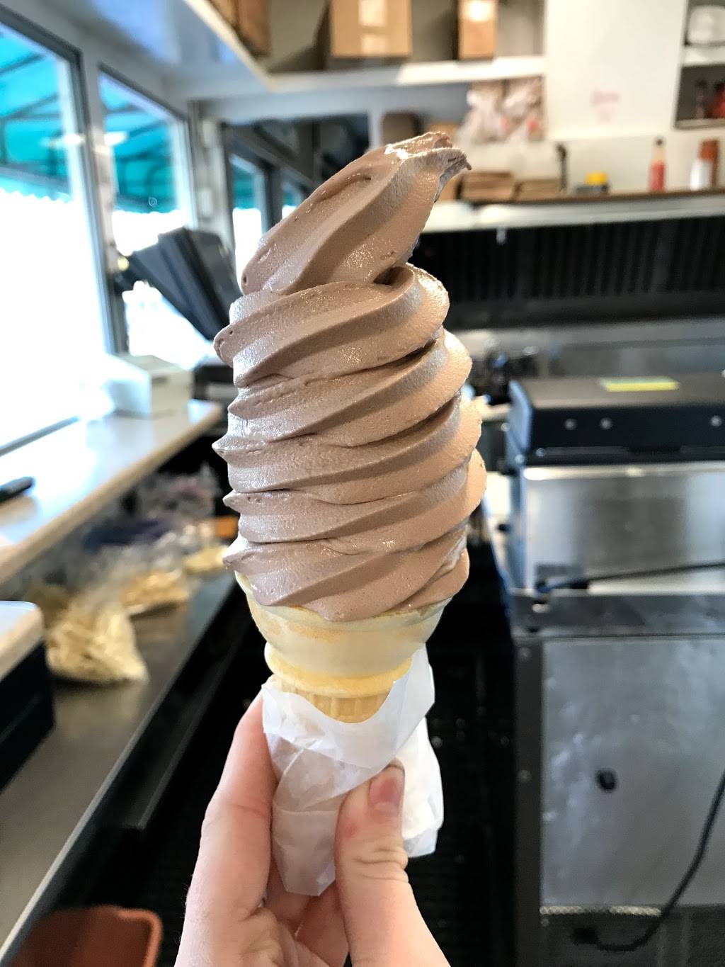 Buds Jolly Kone | restaurant | 455 Antelope Blvd, Red Bluff, CA 96080, USA | 5305273320 OR +1 530-527-3320