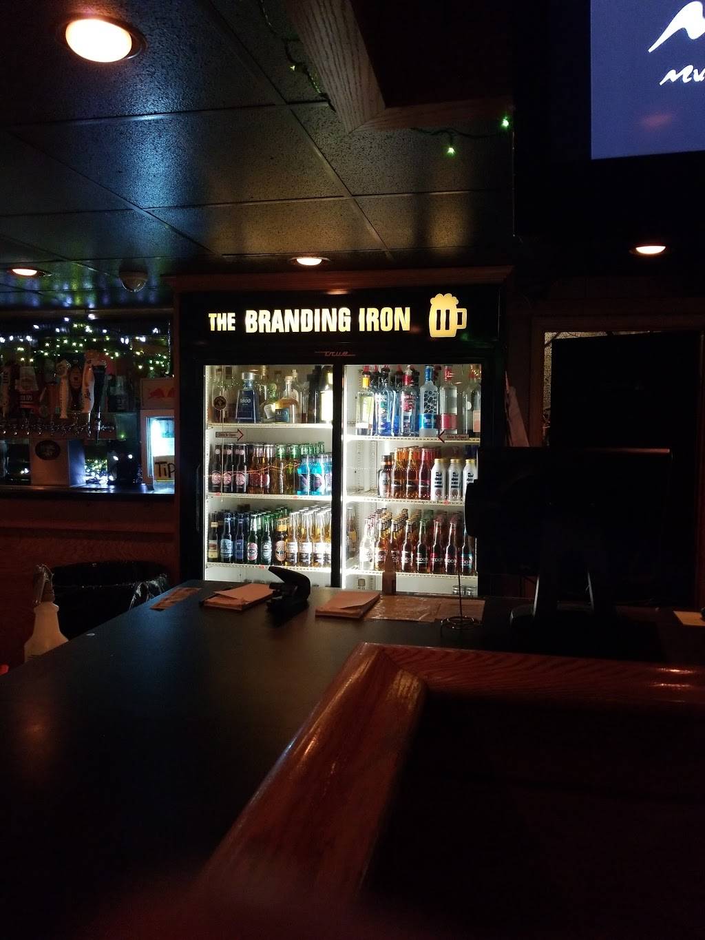 The Branding Iron | restaurant | 2221 Benjamin Franklin Hwy, Edinburg, PA 16116, USA | 7246581210 OR +1 724-658-1210