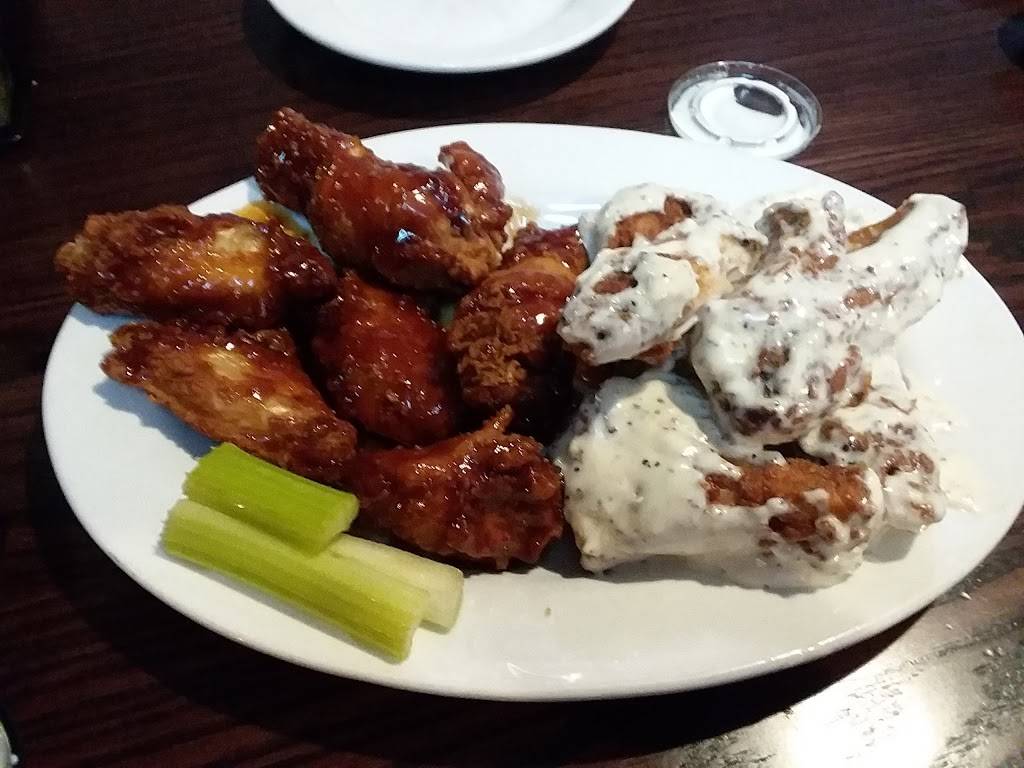 Sunset On The Water | restaurant | N7364 Winnebago Dr, Fond du Lac, WI 54935, USA | 9209224540 OR +1 920-922-4540