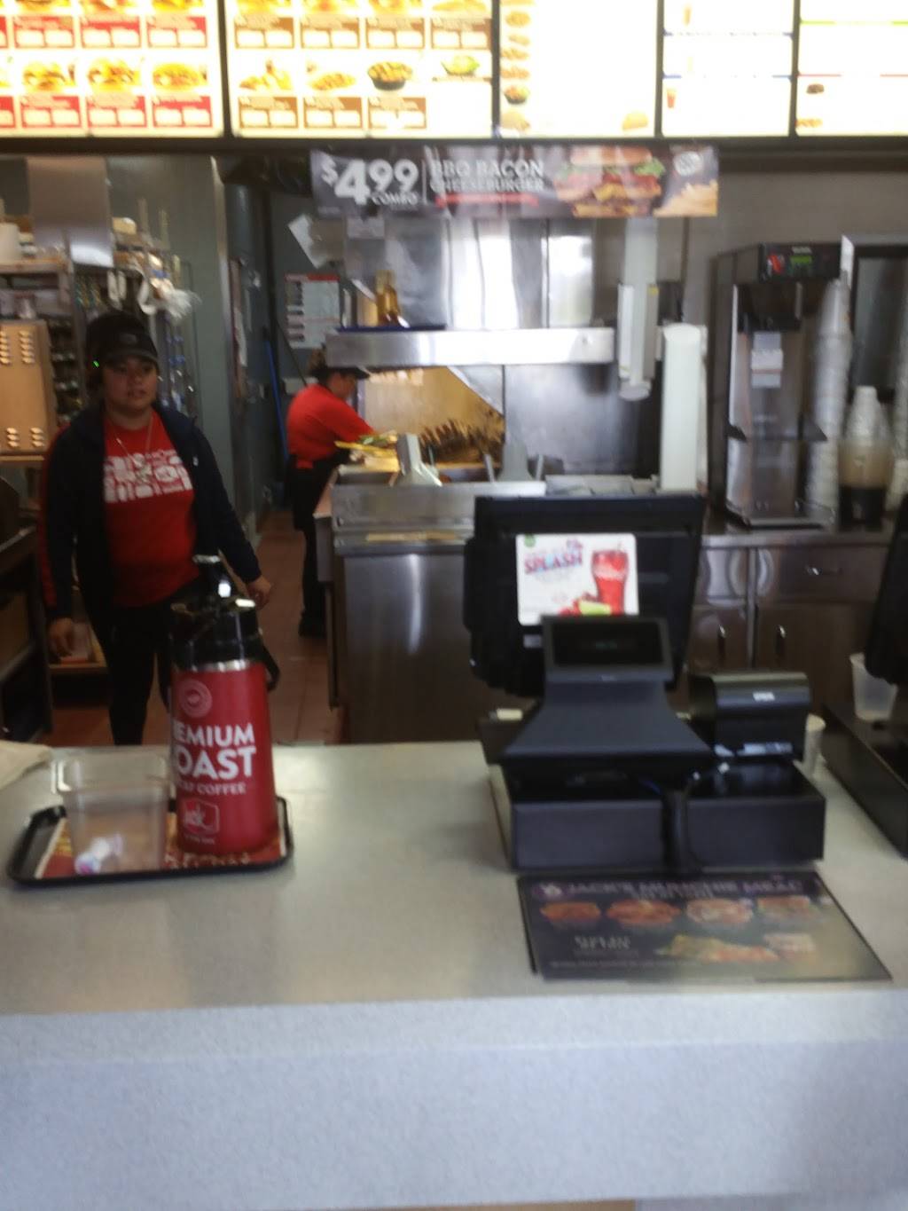 Jack in the Box | restaurant | 2727 W Wheatland Rd, Dallas, TX 75237, USA | 9727809494 OR +1 972-780-9494