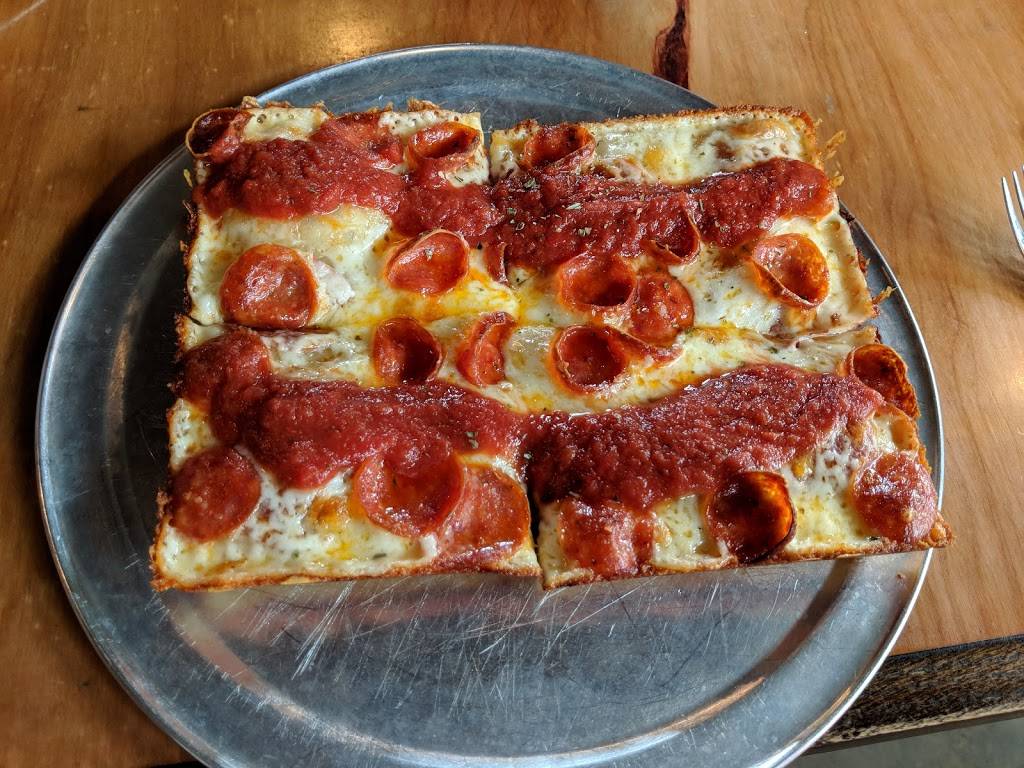 Via 313 Pizza | restaurant | 1802 E 6th St, Austin, TX 78702, USA | 5125800999 OR +1 512-580-0999