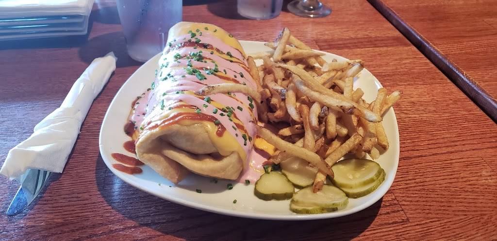 Schatzis Pub & Bier Garden of New Paltz | restaurant | 36 Main St, New Paltz, NY 12561, USA | 8452551203 OR +1 845-255-1203