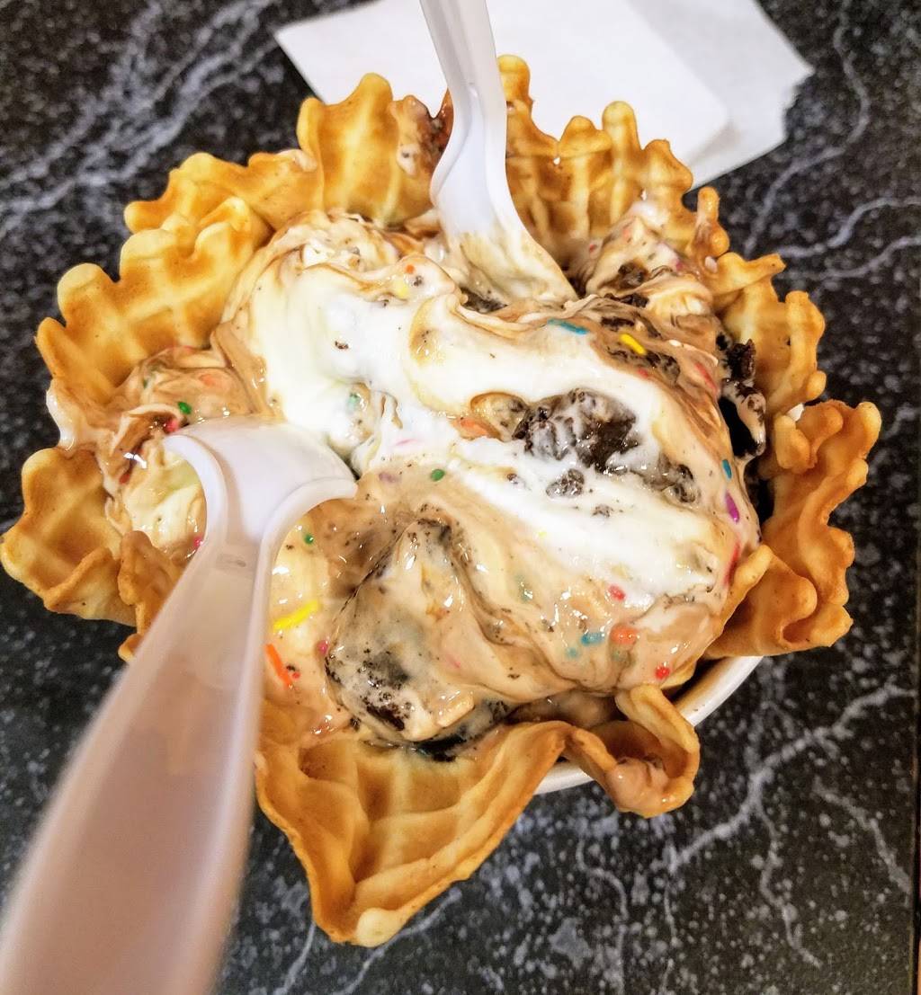 Cold Stone Creamery | bakery | 3641 E Baseline Rd Ste Q101, Gilbert, AZ 85234, USA | 4806325517 OR +1 480-632-5517