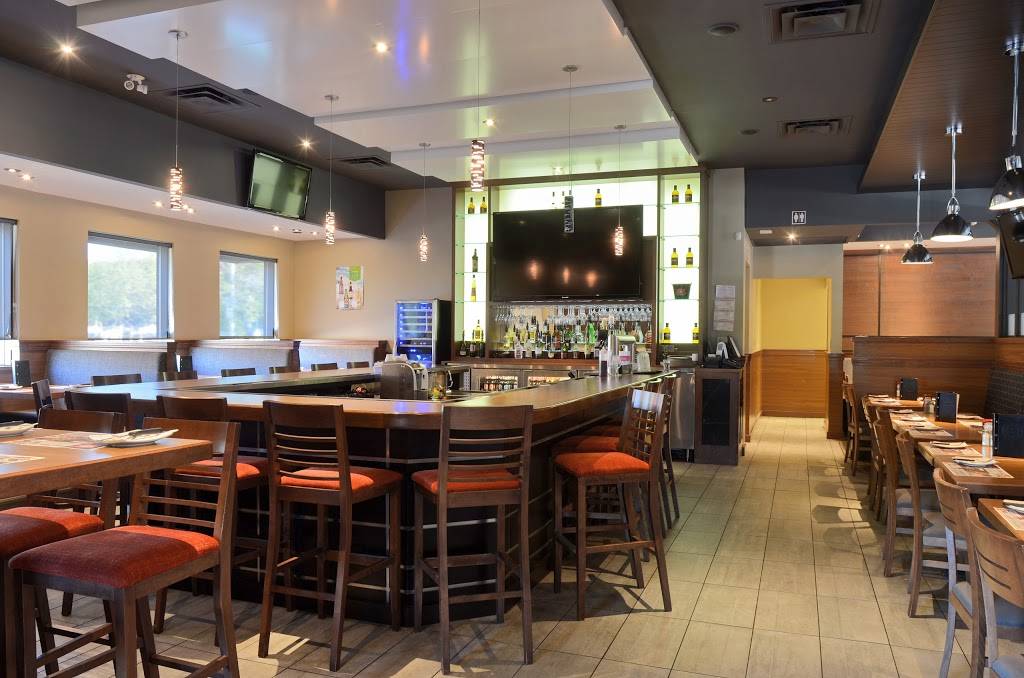 Barbies Resto Bar Grill | restaurant | 1175 Chemin du Tremblay, Longueuil, QC J4N 1A2, Canada | 4504680505 OR +1 450-468-0505