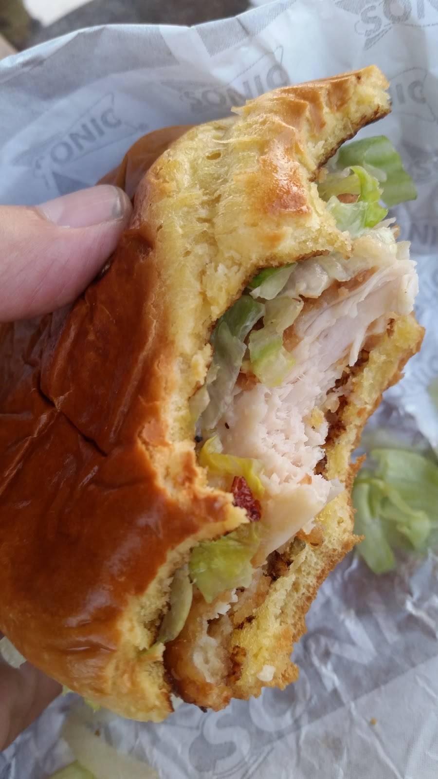 Sonic Drive-In | restaurant | 58145 Twentynine Palms Highway, Yucca Valley, CA 92284, USA | 7603651190 OR +1 760-365-1190