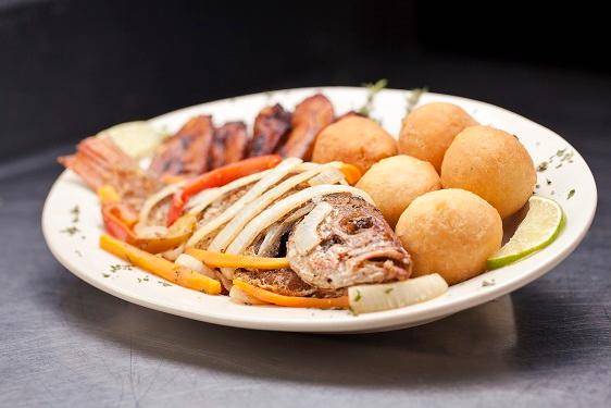 Donnas Caribbean Restaurant | meal takeaway | 3951 W Broward Blvd, Fort Lauderdale, FL 33312, USA | 9543062485 OR +1 954-306-2485