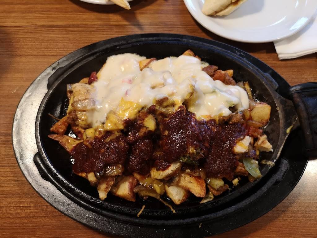 Dennys | restaurant | 7268 E Gage Ave, Commerce, CA 90040, USA | 5628061535 OR +1 562-806-1535