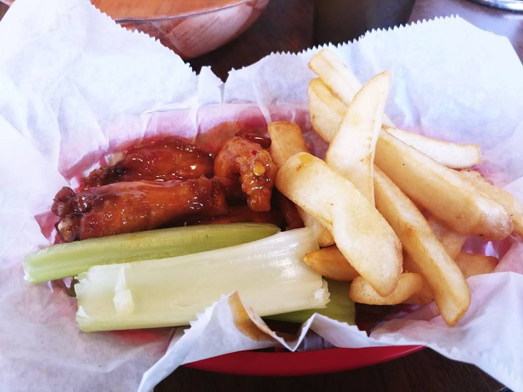 Wings Plus of Lake Worth | meal delivery | 4455 S Congress Ave, Lake Worth, FL 33461, USA | 5619650907 OR +1 561-965-0907