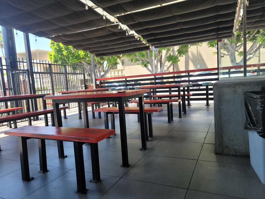 Papi Tacos & Churros | restaurant | 1320 Vine St, Los Angeles, CA 90028, USA | 3235369800 OR +1 323-536-9800