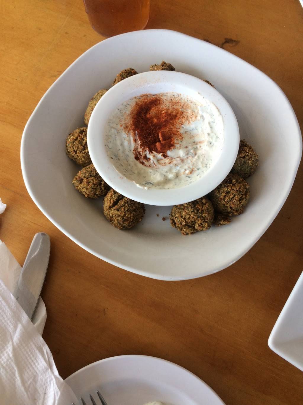 Cuzina Grill | restaurant | 910 E Main St, Spartanburg, SC 29302, USA | 8645853720 OR +1 864-585-3720