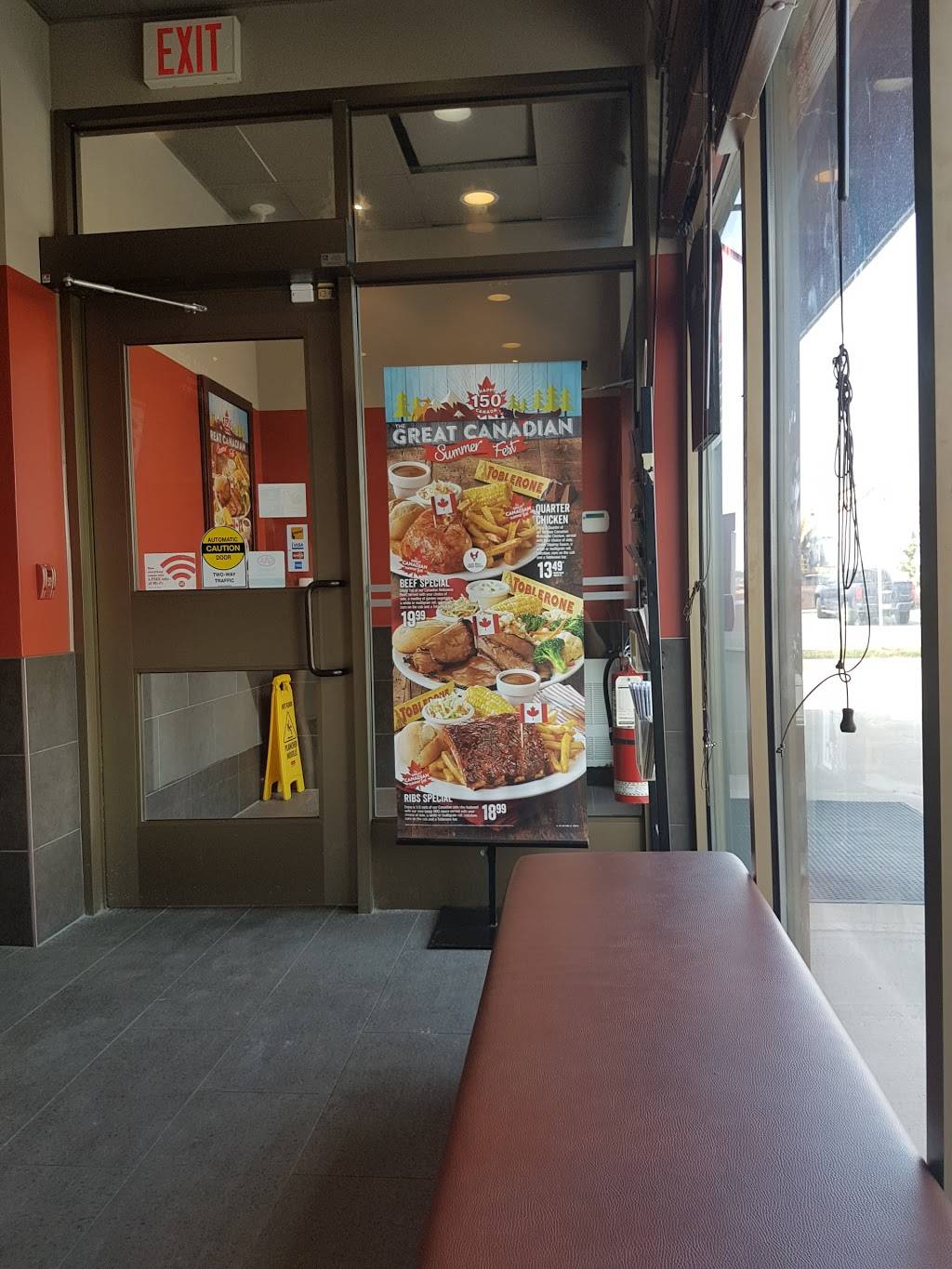 Swiss Chalet | restaurant | 489 Holland St W Bldg "K, Bradford, ON L3Z 0C1, Canada | 9057757877 OR +1 905-775-7877