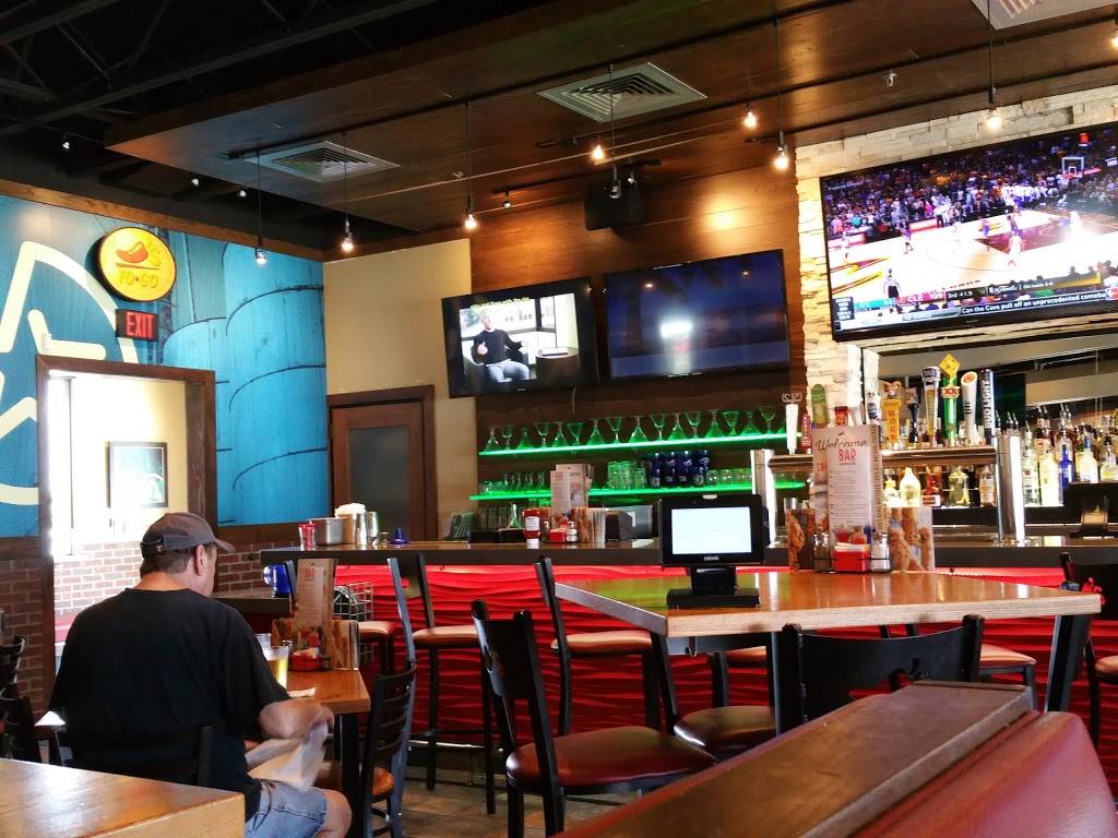Chilis Grill & Bar | meal takeaway | 18901 Limestone Commercial Dr, Pflugerville, TX 78660, USA | 5129892040 OR +1 512-989-2040