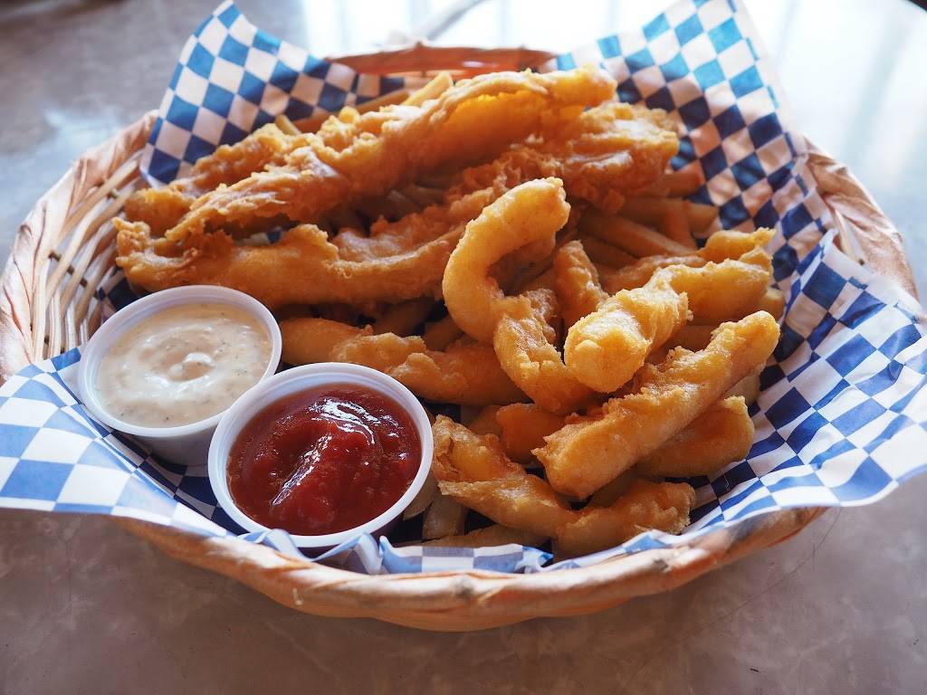 Pelicans Roost Fish & Chips | restaurant | 904 Lincoln Way, Auburn, CA 95603, USA | 5307459566 OR +1 530-745-9566