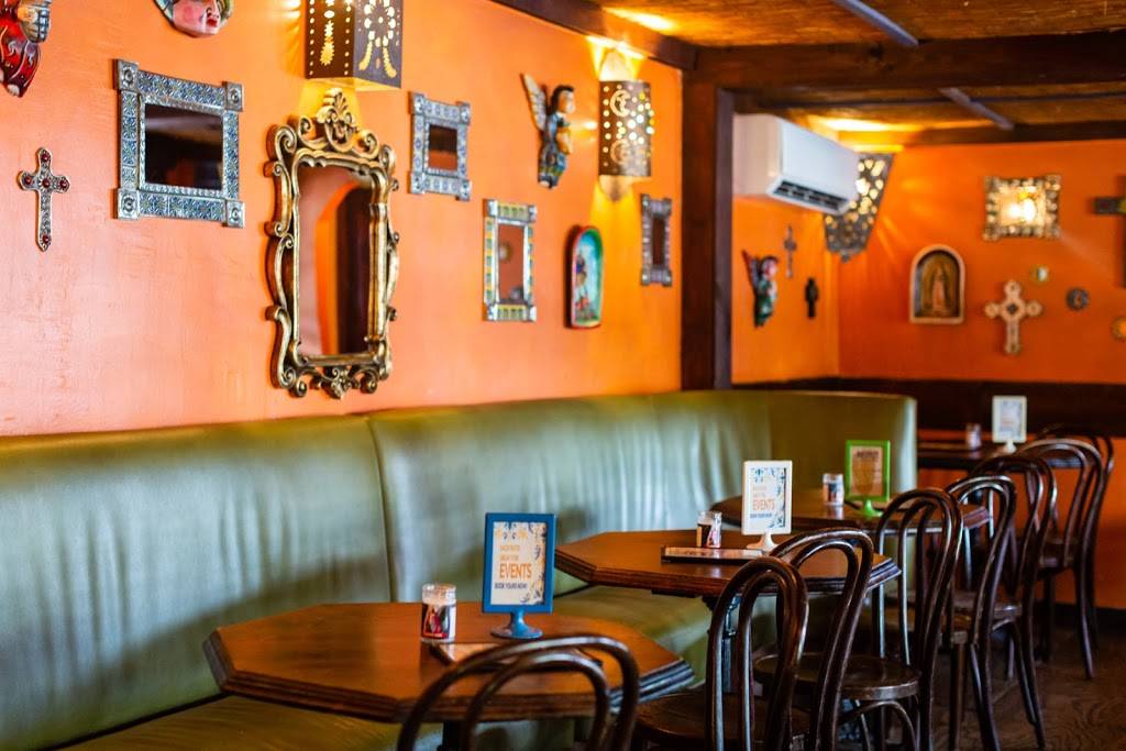 Under the Volcano | restaurant | 2349 Bissonnet St, Houston, TX 77005, USA | 7135265282 OR +1 713-526-5282