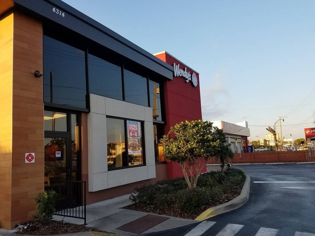 Wendys | restaurant | 4314 W Gandy Blvd, Tampa, FL 33611, USA | 8138398971 OR +1 813-839-8971