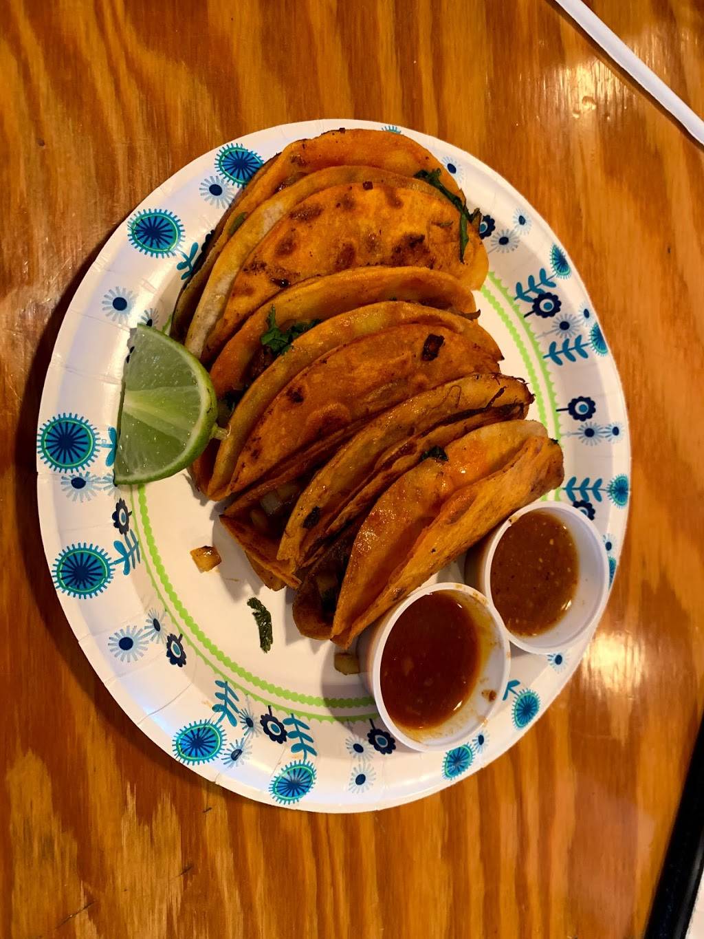 Mi Tapatia | restaurant | 4818 Williamson Rd, Roanoke, VA 24012, USA | 5405610880 OR +1 540-561-0880