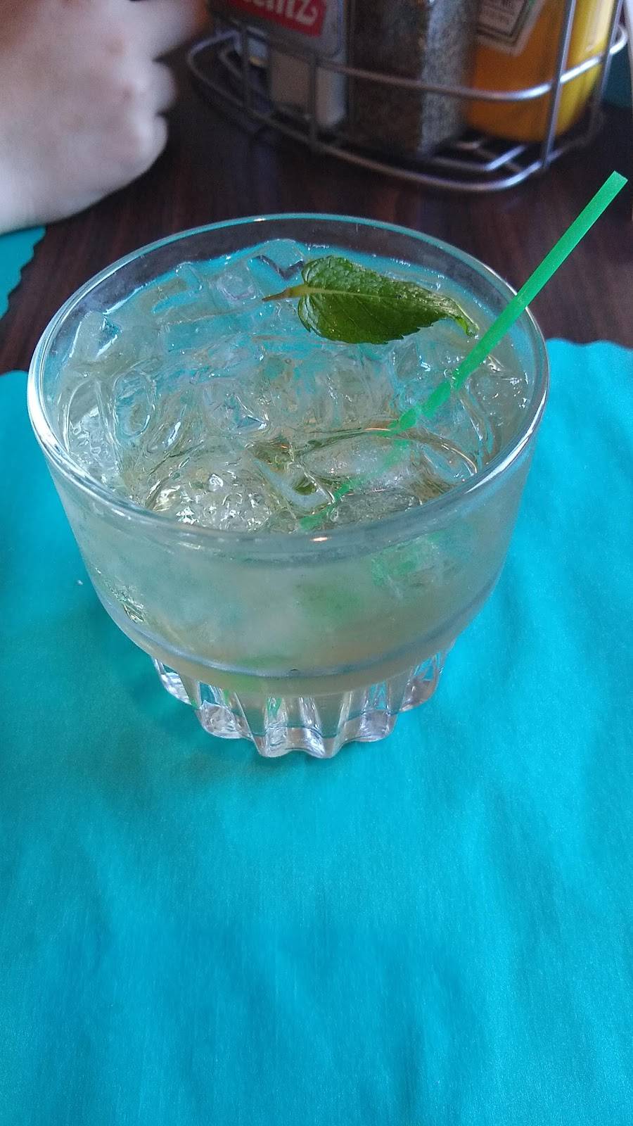 Fish Tales Pub & Grub | restaurant | 12502 Co Rd B, Hayward, WI 54843, USA | 7156348100 OR +1 715-634-8100