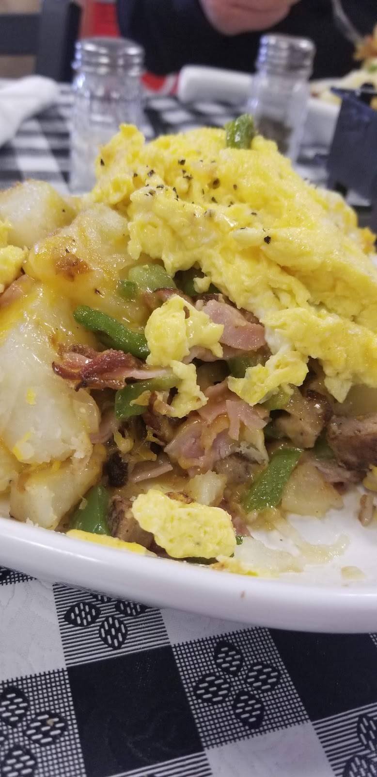 The FillEr-Up | restaurant | 21307 York Rd, Parkton, MD 21120, USA | 4103575362 OR +1 410-357-5362