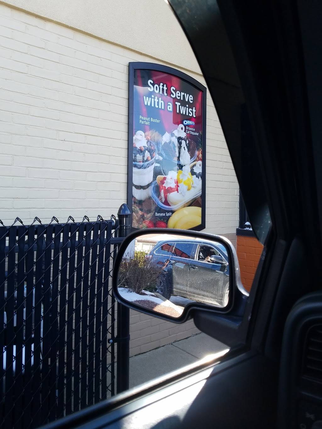 Dairy Queen Grill & Chill | restaurant | 3044 Center Rd, Poland, OH 44514, USA | 3307573923 OR +1 330-757-3923