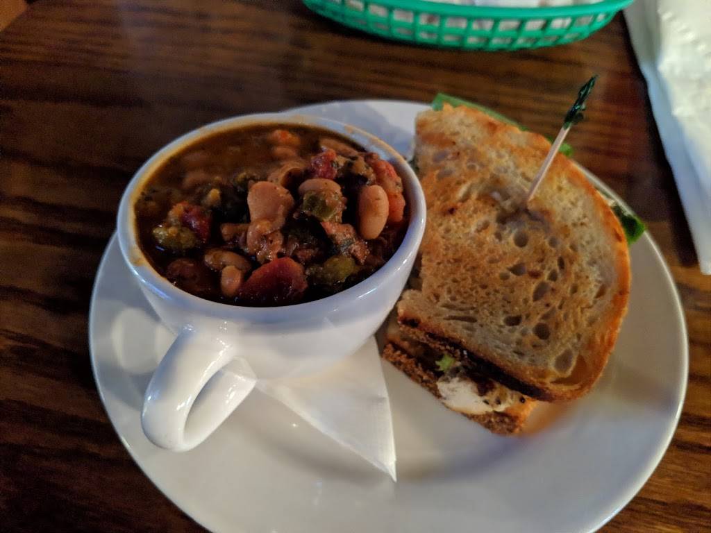 London Underground Pub Ltd | restaurant | 112 N Main St, Blacksburg, VA 24060, USA | 5405529044 OR +1 540-552-9044