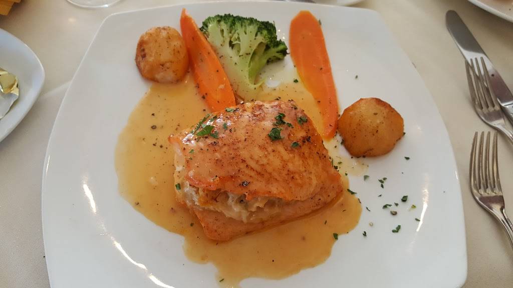 Villa DAqua | restaurant | 2565 Bellmore Ave, Bellmore, NY 11710, USA | 5163084900 OR +1 516-308-4900