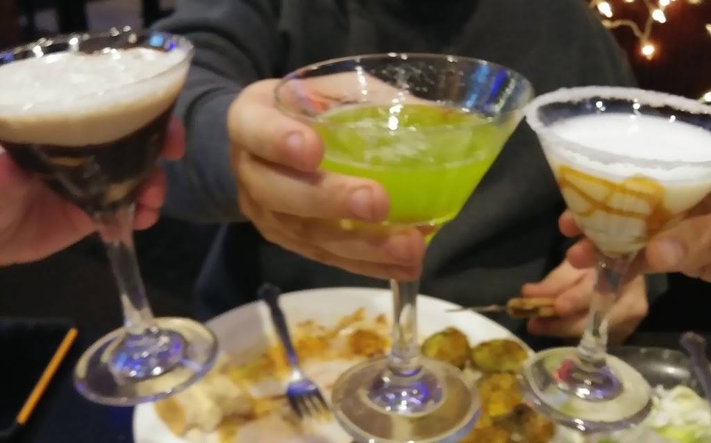 Tonys Restaurant & 3rd St. Cafe | restaurant | 312 Piasa St, Alton, IL 62002, USA | 6184628384 OR +1 618-462-8384