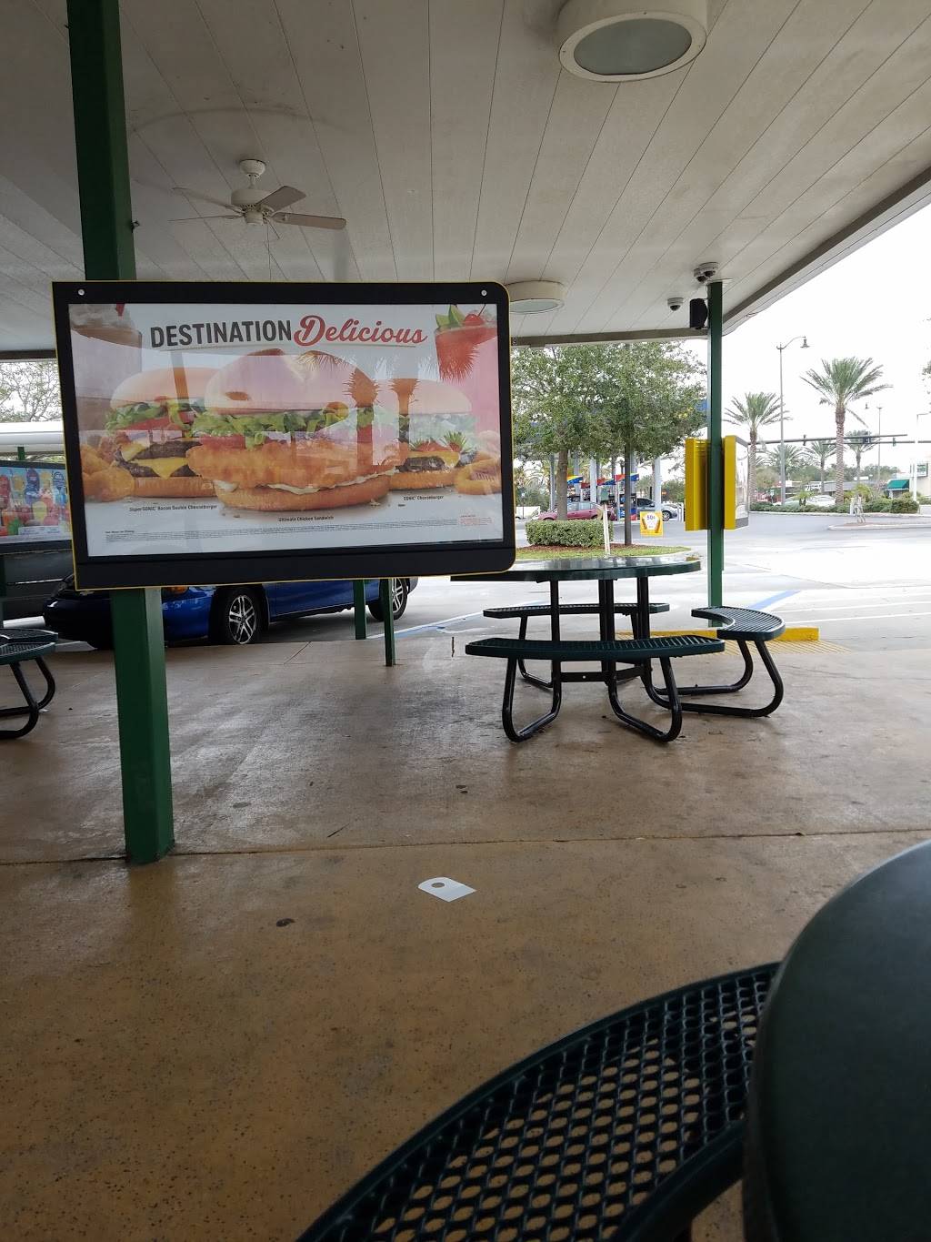 Sonic Drive-In | restaurant | 2020 S Ridgewood Ave, South Daytona, FL 32119, USA | 3867887333 OR +1 386-788-7333