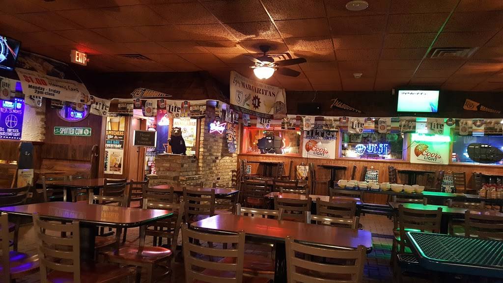 Sobelmans @ Marquette | meal takeaway | 1601 W Wells St, Milwaukee, WI 53233, USA | 4149331601 OR +1 414-933-1601