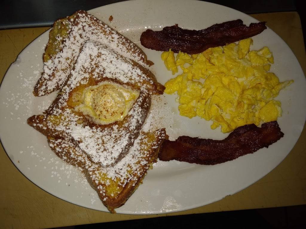 El Pueblo Burger | restaurant | 16025 Gale Ave, City of Industry, CA 91745, USA | 6263693911 OR +1 626-369-3911