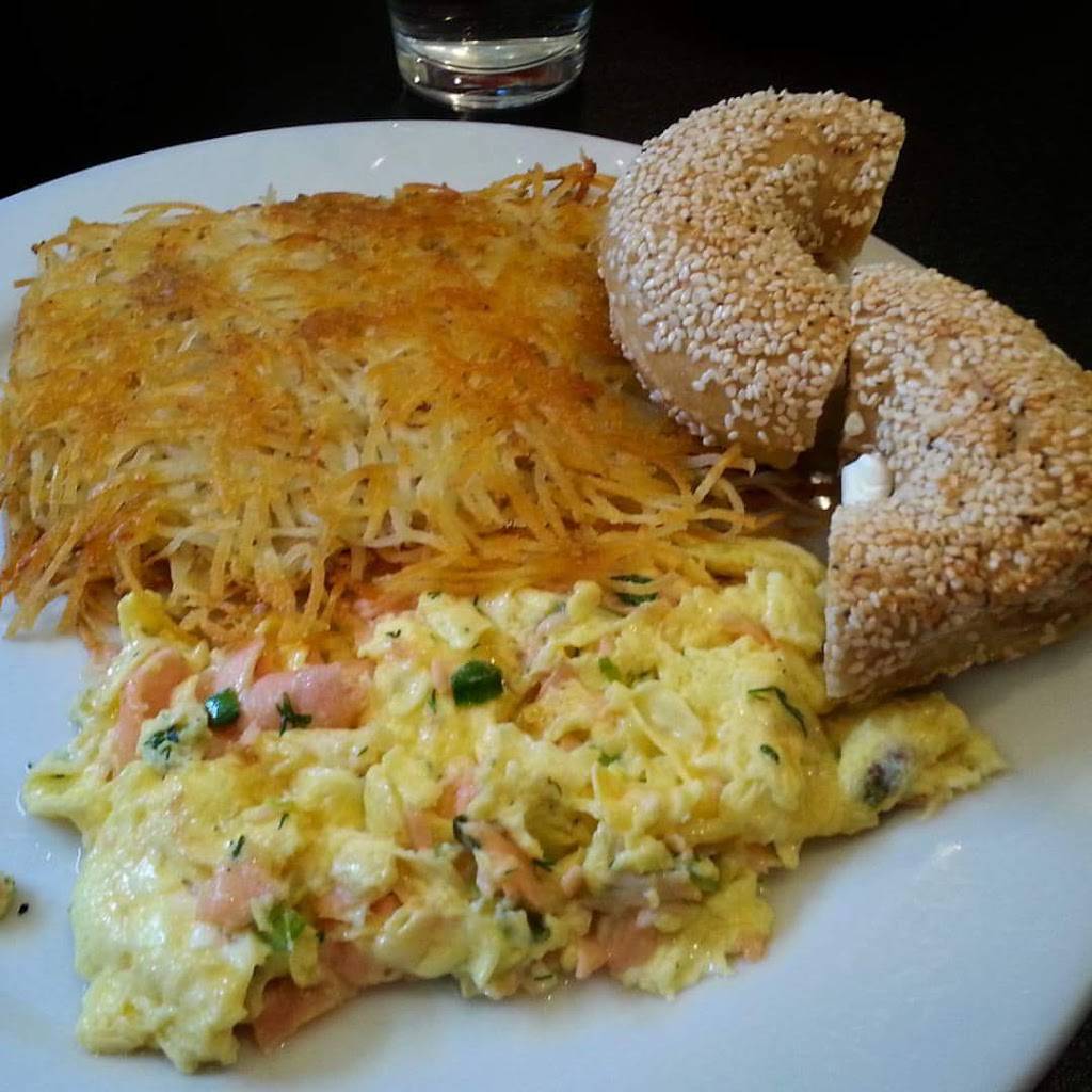 Quince Café & Grill | cafe | 2228 San Pablo Ave, Berkeley, CA 94702, USA | 5106660094 OR +1 510-666-0094