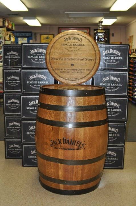 New Salem General Store | restaurant | 410 Daniel Shays Hwy, New Salem, MA 01355, USA | 9785448177 OR +1 978-544-8177